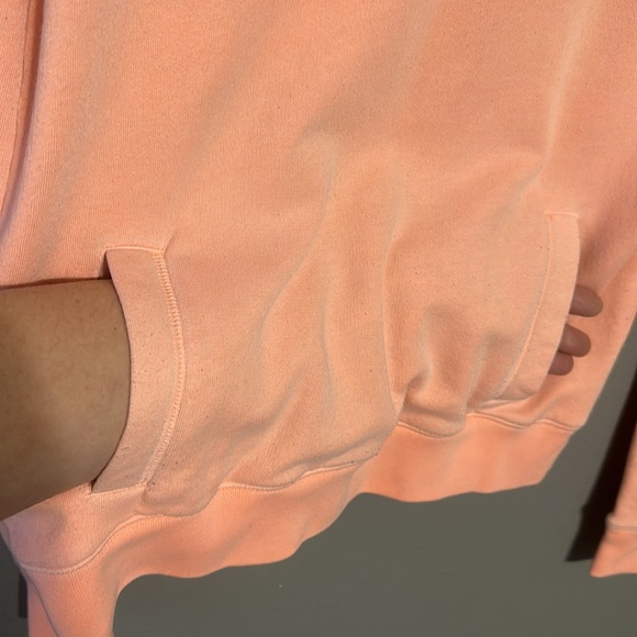 PINK Victoria’s Secret Size XS like New Peach Colored Zip Pull Over - Picture 7 of 10